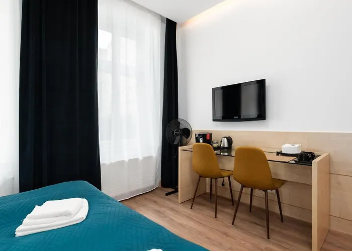 Matejki- Brokatowy アパート *